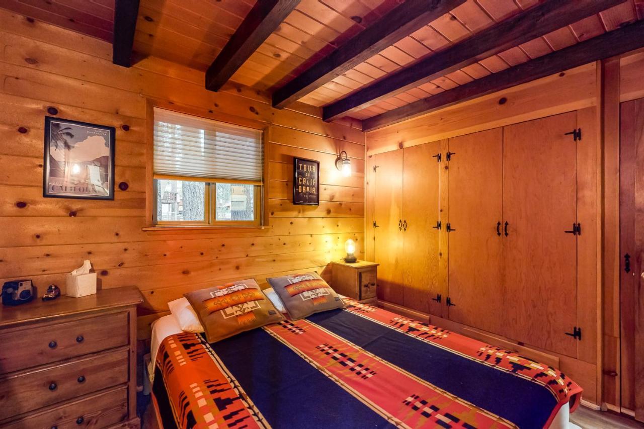 Bristlecone Cottage Биг Бэар Лейк Экстерьер фото